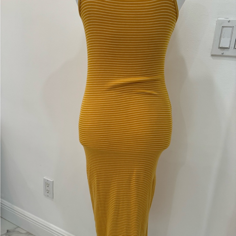 Yellow Button-Down Ribbed Dress - Picture 3 of 3